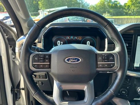 Used 2022 Ford F150 Lariat w/ Equipment Group 502A High image 29