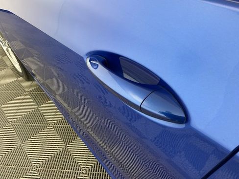 Used 2017 Chevrolet Cruze LT w/ RS Package image 11