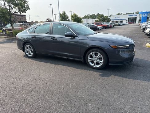 Used 2024 Honda Accord LX image 18