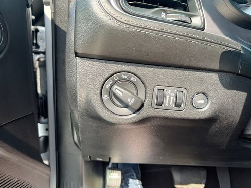 Used 2022 Dodge Challenger R/T Scat Pack w/ T/A Package image 39