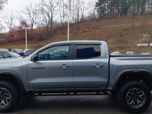 Certified 2024 Chevrolet Colorado ZR2 w/ Technology Package image 6