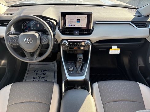 New 2025 Toyota RAV4 XLE image 11