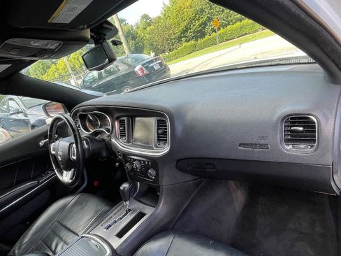 Used 2014 Dodge Charger R/T image 27