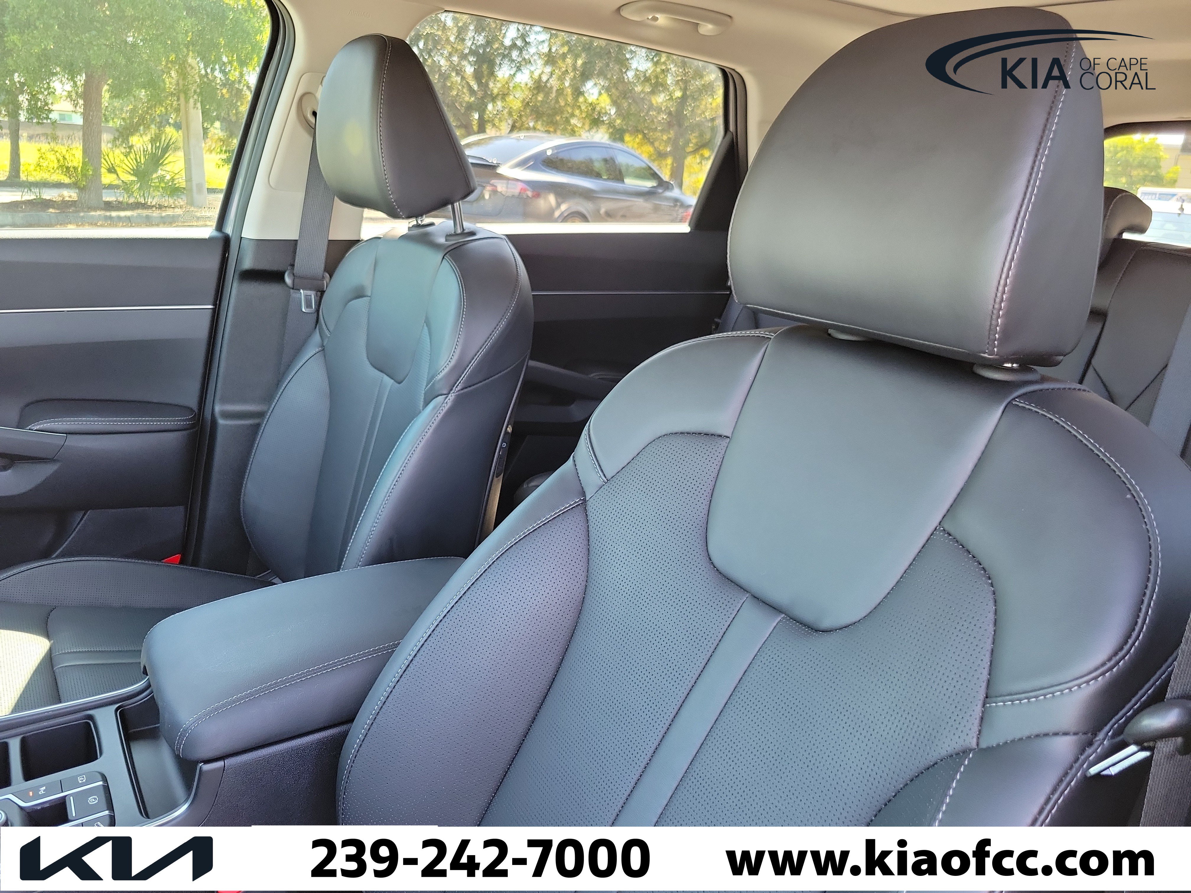 Certified 2024 Kia Sorento S w/ Panoramic Sunroof Package FWD image 29