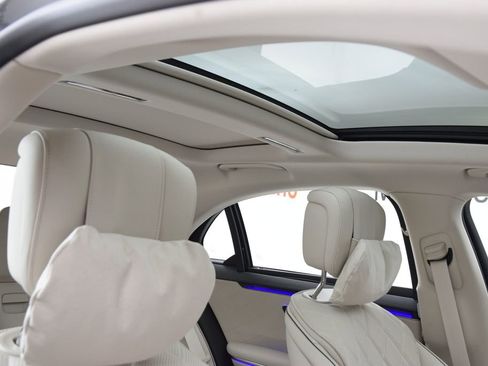 New 2026 Mercedes-Benz S 580e 4MATIC Sedan image 18