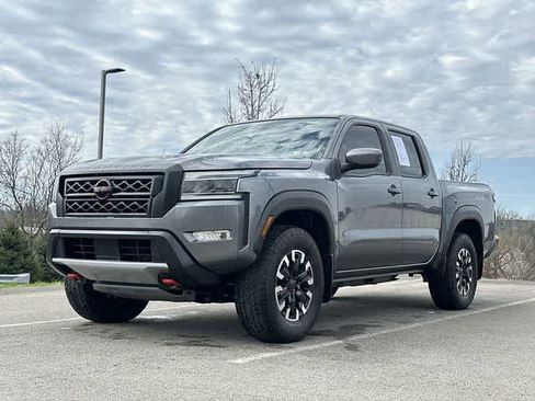 Used 2024 Nissan Frontier PRO-4X w/ Technology Package image 18