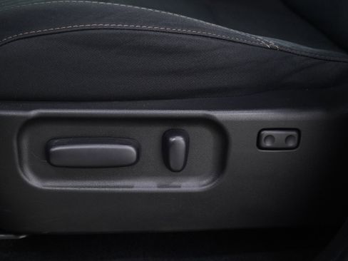 Used 2021 Toyota Tacoma SR5 w/ Trail Edition image 26