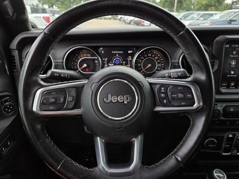 Used 2021 Jeep Gladiator Overland w/ Popular Equipment Package AWD/4WD image 21