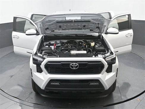New 2025 Toyota Tacoma TRD Sport image 33