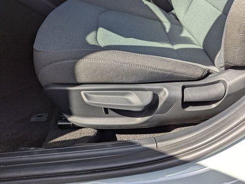 New 2026 Kia K4 LXS image 20