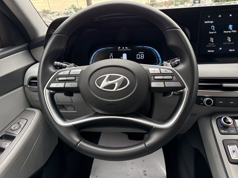 Certified 2025 Hyundai Palisade SEL AWD/4WD image 17