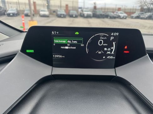 Used 2025 Toyota Prius LE image 38