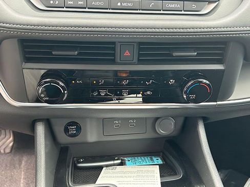 New 2026 Nissan Rogue S image 19