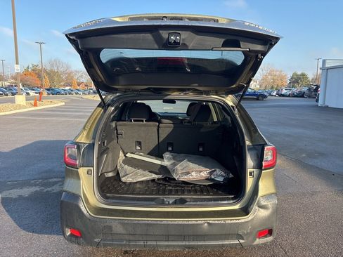 Certified 2023 Subaru Outback Premium image 7