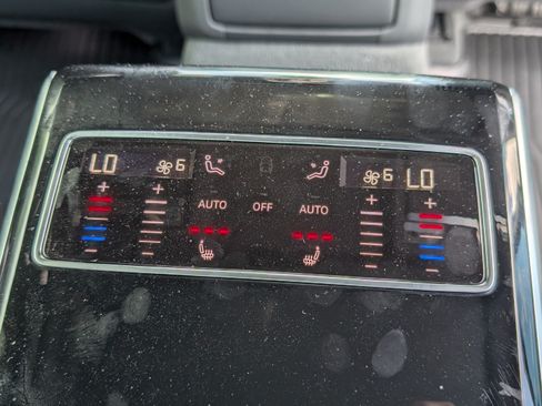 Used 2025 Audi A8 L 3.0T AWD/4WD image 16