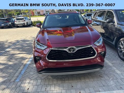 Used 2021 Toyota Highlander Platinum image 8