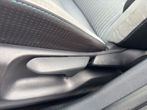 Used 2017 Toyota Prius Prime Plus FWD image 13