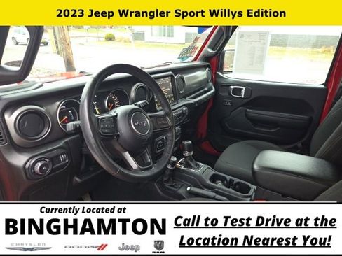Used 2023 Jeep Wrangler Willys image 12