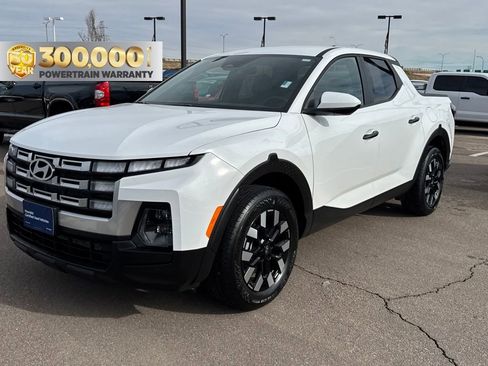 Used 2025 Hyundai Santa Cruz SE image 1