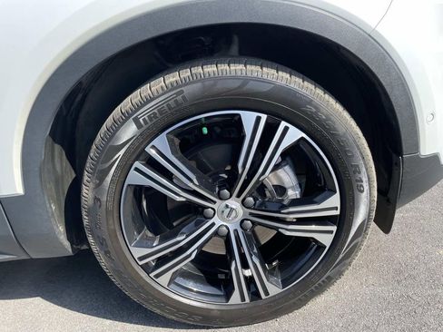 Used 2020 Volvo XC40 T5 Inscription w/ Protection Package Premier image 5