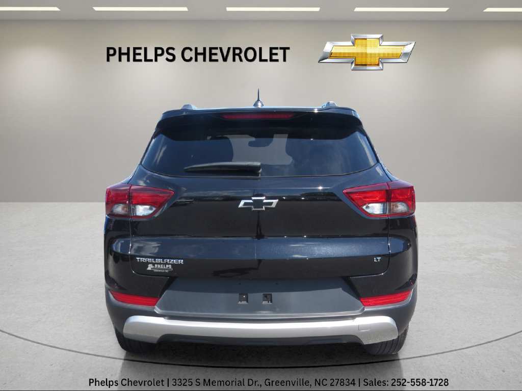Certified 2023 Chevrolet TrailBlazer LT w/ Convenience Package FWD image 9