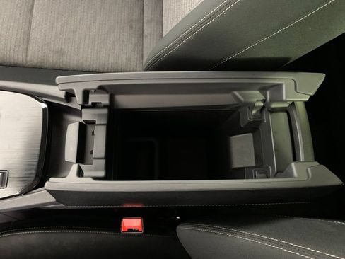 Used 2023 Nissan Rogue SV FWD image 28