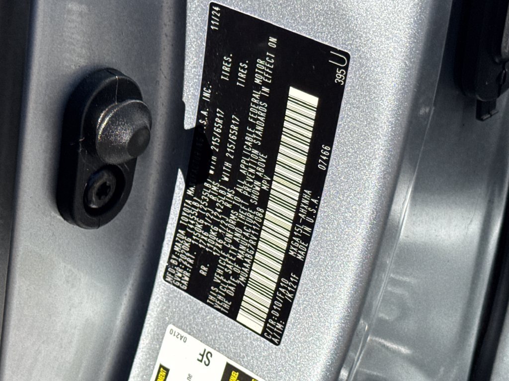 Used 2024 Toyota Corolla Cross L AWD/4WD image 46