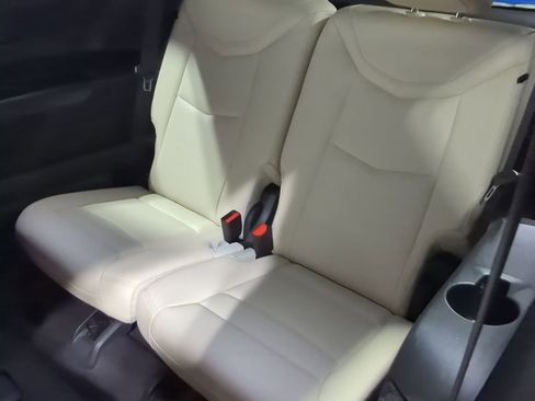 Used 2021 Cadillac XT6 Sport image 37