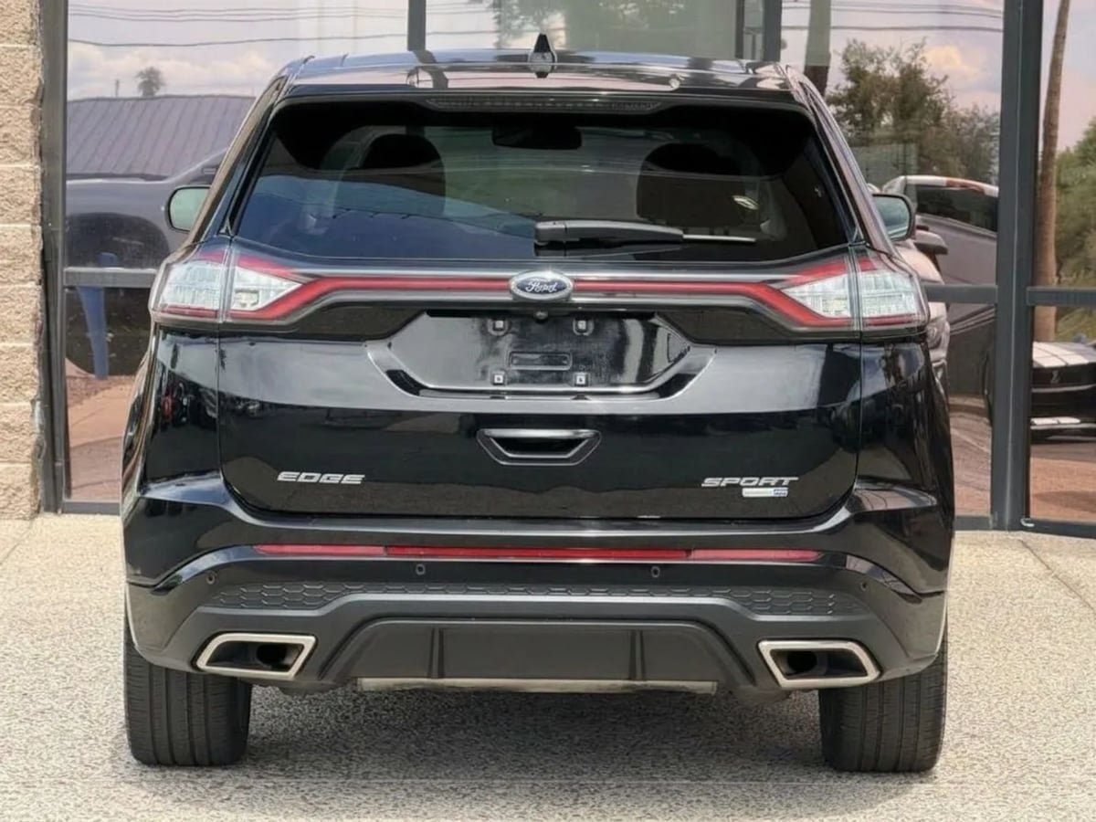 Used 2017 Ford Edge Sport w/ Technology Package AWD/4WD image 9