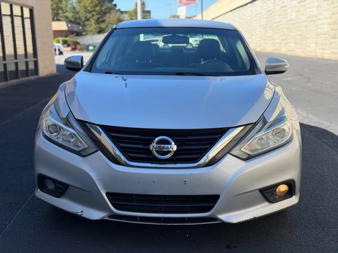 Used 2018 Nissan Altima 2.5 SL FWD image 3