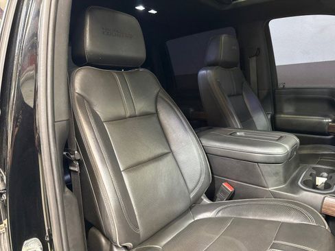 Used 2022 Chevrolet Silverado 3500 High Country w/ Z71 Off-Road Package image 60