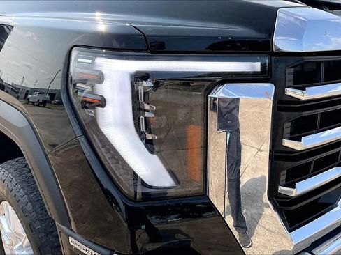 Used 2024 GMC Sierra 2500 SLT w/ Texas SLT Premium Package AWD/4WD image 33