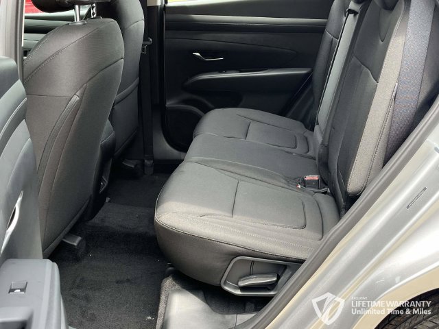 New 2026 Hyundai Tucson SE w/ Tow & Go Package FWD image 13