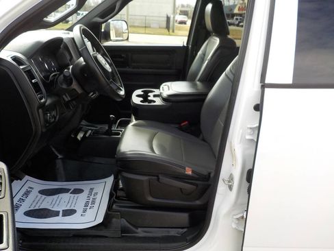 Used 2022 RAM 2500 Tradesman w/ Chrome Appearance Group image 12