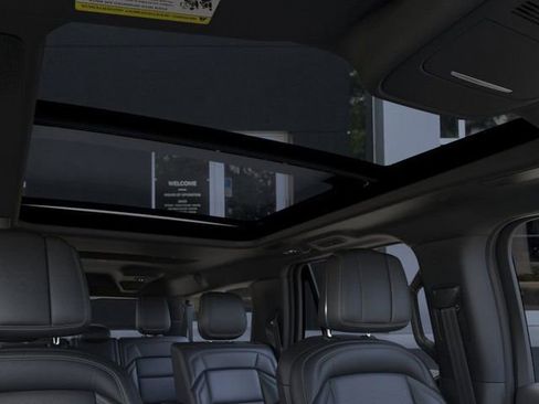 New 2025 Lincoln Navigator L Reserve w/ Jet Appearance Package AWD/4WD image 22