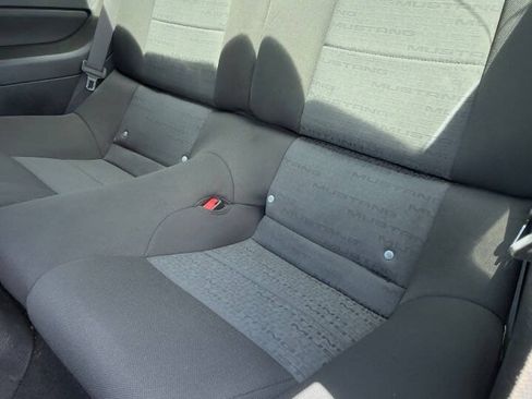 Used 2007 Ford Mustang Premium RWD image 12