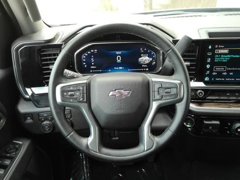 Used 2026 Chevrolet Silverado 1500 RST AWD/4WD image 31