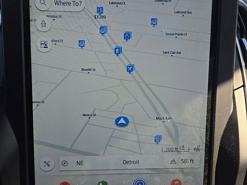 Used 2022 Ford Escape SE w/ SE Sport Appearance Package image 13