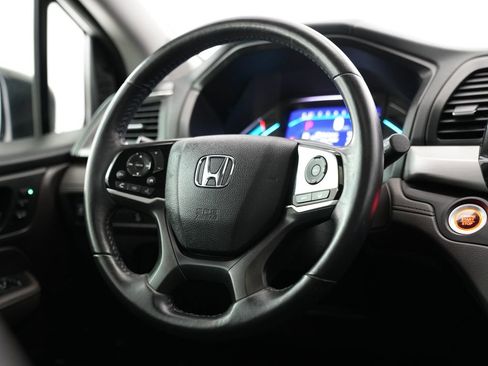 Used 2019 Honda Odyssey EX-L image 11