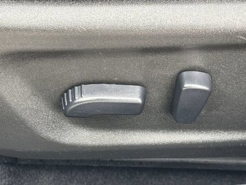 Used 2024 Nissan Altima 2.5 SV FWD image 16