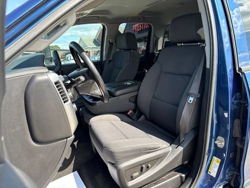 Used 2015 Chevrolet Silverado 2500 LT w/ LT Convenience Package AWD/4WD image 2