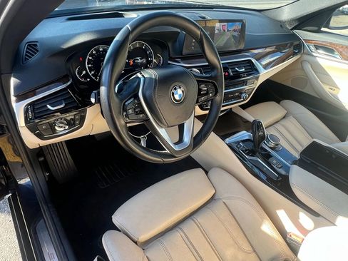 Used 2017 BMW 530i 530i Sedan 4D w/ Premium Package image 25