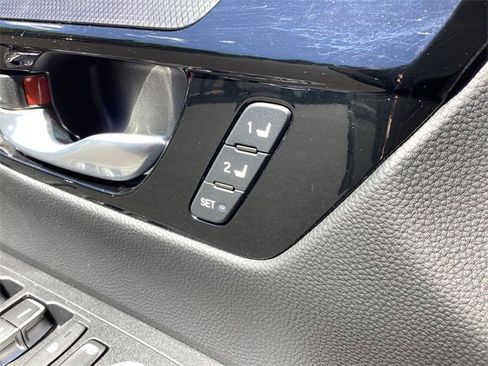 Used 2023 Honda CR-V EX-L image 29