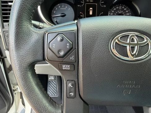 Used 2021 Toyota Sequoia Platinum AWD/4WD image 17