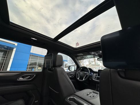 Certified 2024 Chevrolet Suburban RST w/ Luxury Package image 39