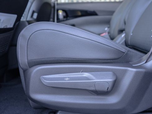 New 2026 Kia Carnival SX Prestige FWD image 31