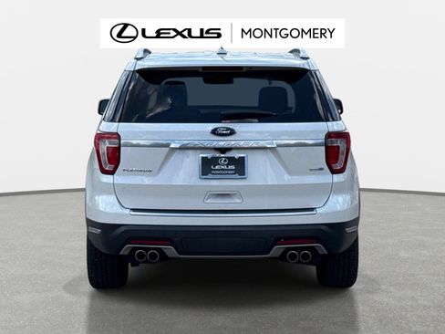 Used 2019 Ford Explorer Platinum AWD/4WD image 4
