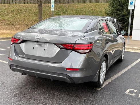 Used 2024 Nissan Sentra S image 8
