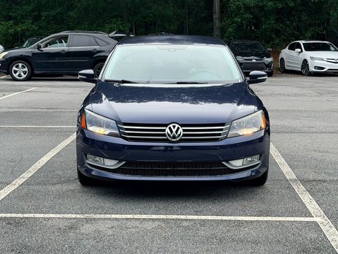 Used 2015 Volkswagen Passat 1.8T Limited Edition FWD image 3