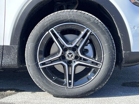 Used 2026 Mercedes-Benz GLB 250 4MATIC image 10